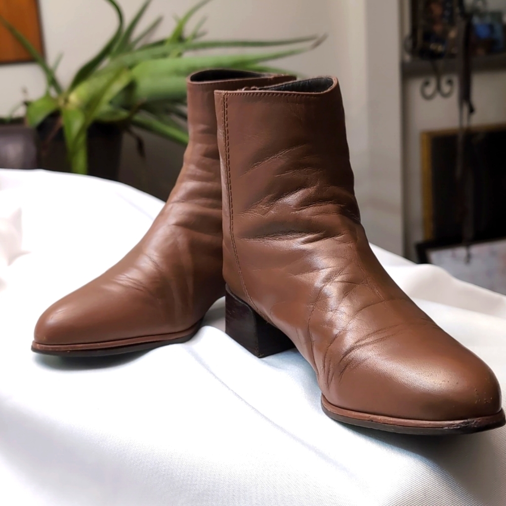 Stewart Weitzman boots - Picture 1 of 10